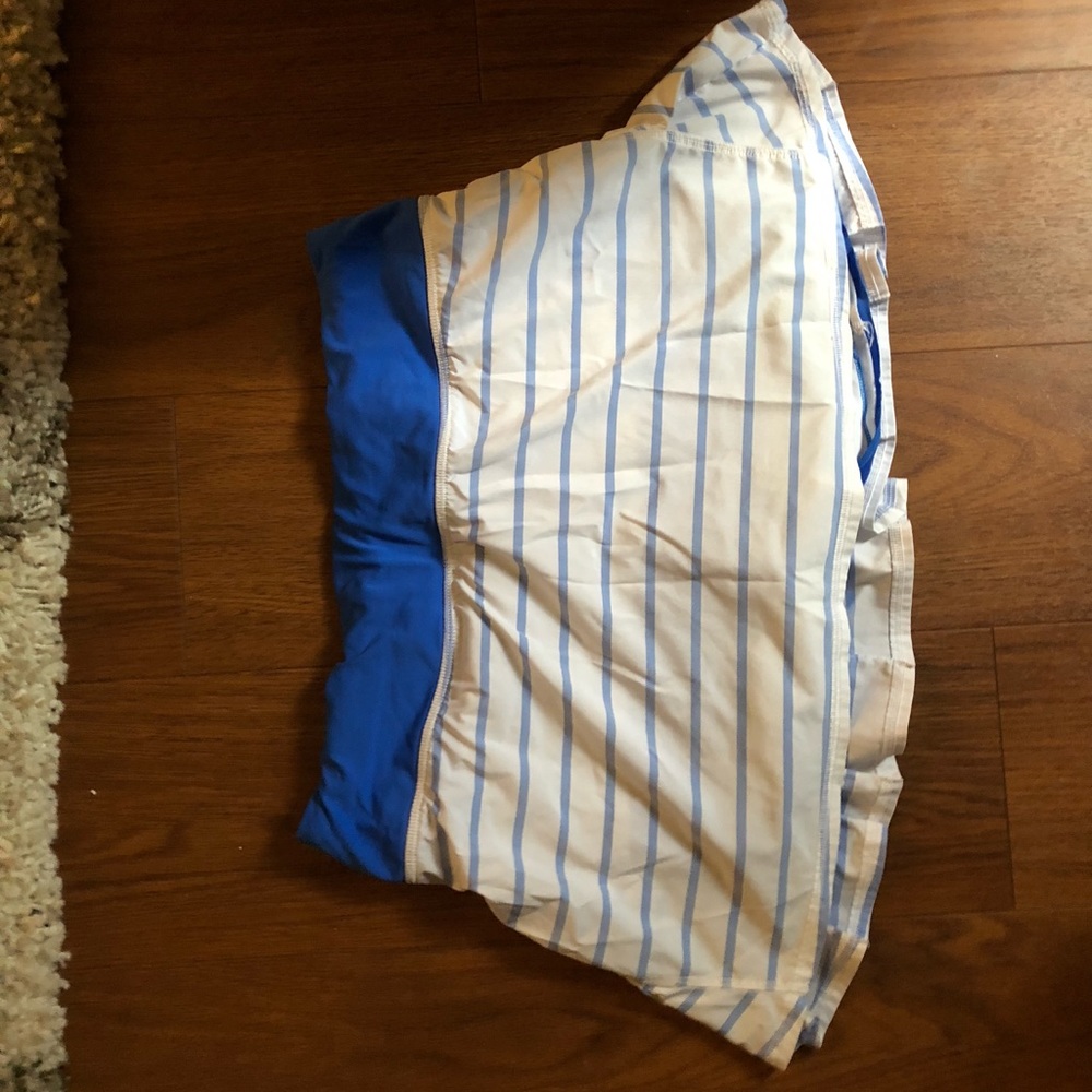 Lulu lemon blue and white tennis skirt